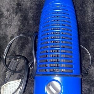 Blue Portable Chillout Mini Tower Fan
